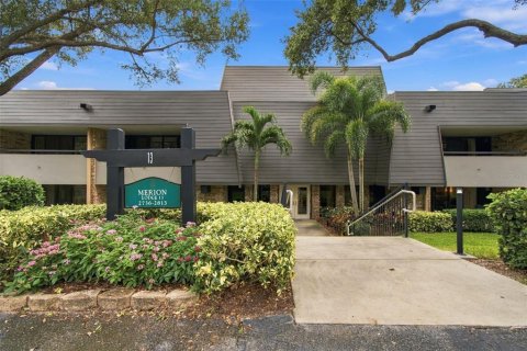 Copropriété à vendre à Palm Harbor, Floride: 1 chambre, 76.64 m2 № 2413959 - photo 2