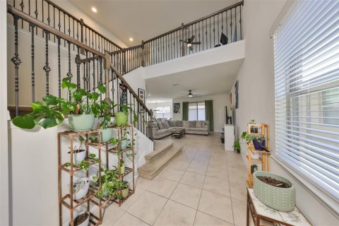 House in MAGNOLIA PARK in Riverview, Florida 4 bedrooms, 230.21 sq.m. № 1585707 - photo 5