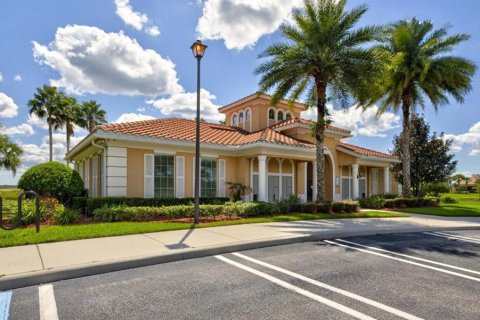 Villa ou maison à vendre à Palm Bay, Floride: 2 chambres, 140.56 m2 № 2093828 - photo 12