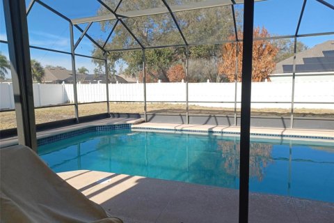 Villa ou maison à vendre à Kissimmee, Floride: 4 chambres, 236.53 m2 № 2142632 - photo 6