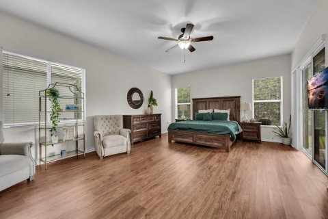 House in Fish Hawk, Florida 4 bedrooms, 269.79 sq.m. № 2201521 - photo 15