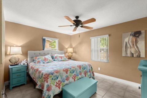 House in Deltona, Florida 3 bedrooms, 116.31 sq.m. № 1824411 - photo 23