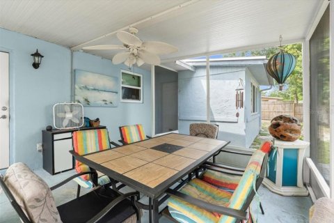 House in Deltona, Florida 3 bedrooms, 116.31 sq.m. № 1824411 - photo 8