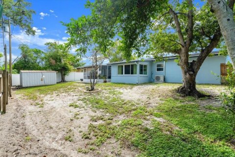 House in Deltona, Florida 3 bedrooms, 116.31 sq.m. № 1824411 - photo 5