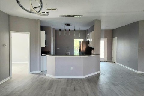 House in Kissimmee, Florida 3 bedrooms, 198.9 sq.m. № 1811039 - photo 9