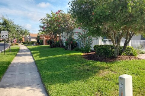 House in Kissimmee, Florida 3 bedrooms, 198.9 sq.m. № 1811039 - photo 6