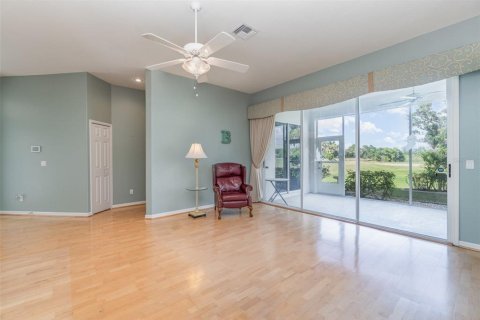 Casa en venta en Punta Gorda, Florida, 2 dormitorios, 129.13 m2 № 1563982 - foto 5