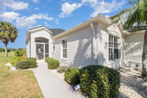 Casa en venta en Punta Gorda, Florida, 2 dormitorios, 129.13 m2 № 1563982 - foto 2