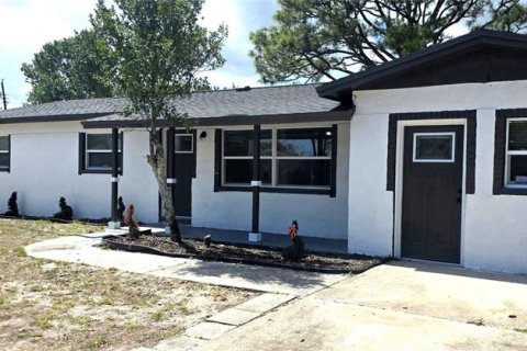 Casa en Cocoa, Florida 4 dormitorios, 135.27 m2 № 2233622