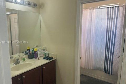 Купить виллу или дом в Майами-Дейд, Флорида 4 спальни, 245.26м2, № 2256649 - фото 15