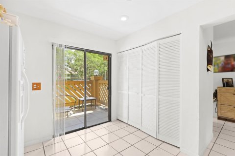 Condo in Wellington, Florida, 2 bedrooms  № 2249697 - photo 25