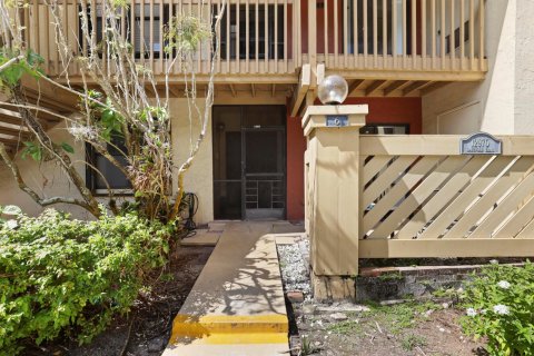 Condo in Wellington, Florida, 2 bedrooms  № 2249697 - photo 3