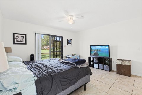Condo in Wellington, Florida, 2 bedrooms  № 2249697 - photo 18