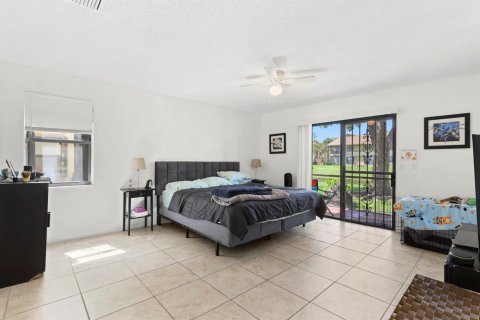 Condo in Wellington, Florida, 2 bedrooms  № 2249697 - photo 17