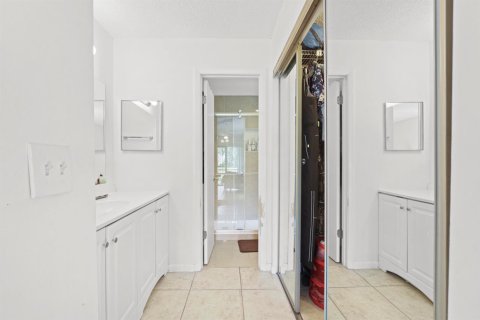 Condo in Wellington, Florida, 2 bedrooms  № 2249697 - photo 23