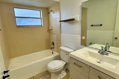 Снять в аренду виллу или дом в Орландо, Флорида 4 спальни, 102.01м2, № 1913938 - фото 10