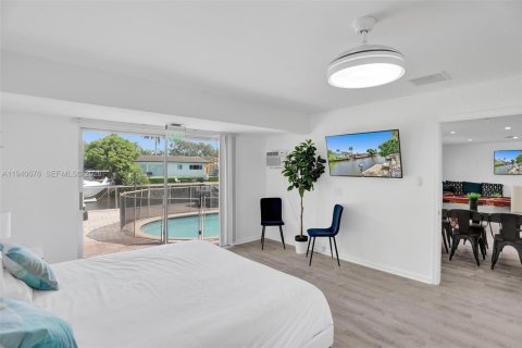 Casa en venta en Hollywood, Florida, 5 dormitorios, 208.29 m2 № 1997756 - foto 5