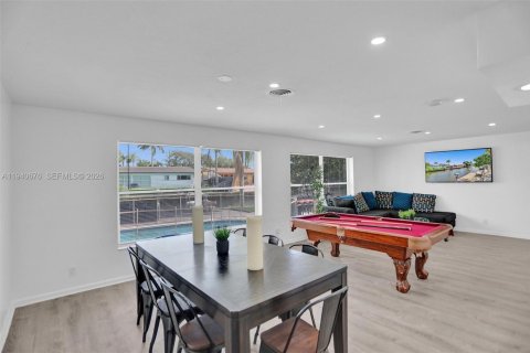 Casa en venta en Hollywood, Florida, 5 dormitorios, 208.29 m2 № 1997756 - foto 12
