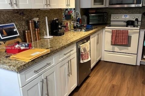 Купить виллу или дом в Майами, Флорида 3 спальни, 95.41м2, № 1945841 - фото 9