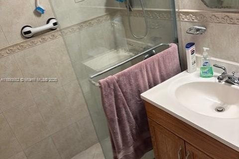 Купить виллу или дом в Майами, Флорида 3 спальни, 95.41м2, № 1945841 - фото 16