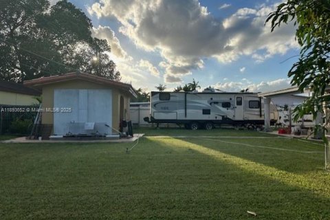 Купить виллу или дом в Майами, Флорида 3 спальни, 95.41м2, № 1945841 - фото 18