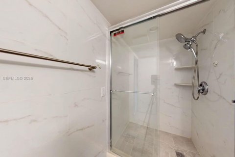 Купить кондоминиум в Уэст-Палм-Бич, Флорида 2 спальни, 98.66м2, № 2086259 - фото 17