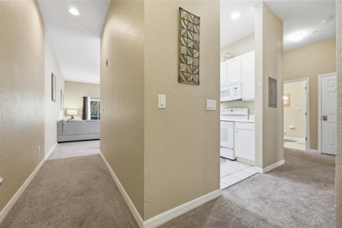 Condo in Davenport, Florida, 3 bedrooms  № 2143015 - photo 18