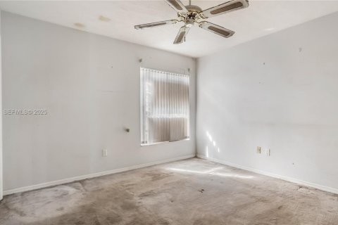 Townhouse in Miami, Florida 3 bedrooms, 91.04 sq.m. № 1986584 - photo 12