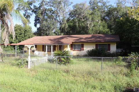 Casa en Ocala, Florida 4 dormitorios, 163.88 m2 № 2122129