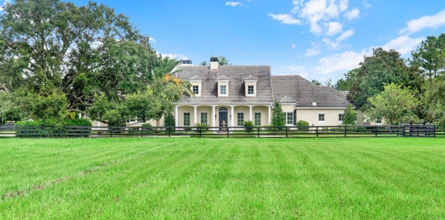 Casa en Sorrento, Florida 5 dormitorios, 457.92 m2 № 1901784