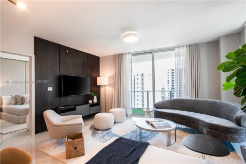 Copropriété à louer à Miami, Floride: 2 chambres, 95.13 m2 № 1935146 - photo 2