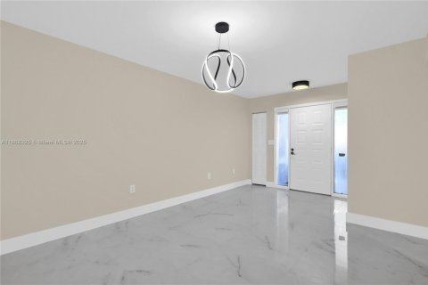 Touwnhouse à vendre à Cooper City, Floride: 3 chambres, 135.54 m2 № 1922961 - photo 6