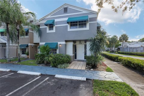 Touwnhouse à vendre à Cooper City, Floride: 3 chambres, 135.54 m2 № 1922961 - photo 1