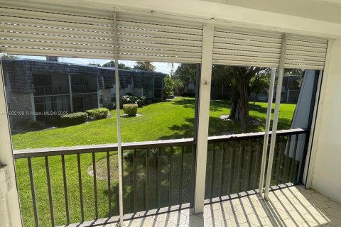 Apartamento en alquiler en Oakland Park, Florida, 1 dormitorio, 70.61 m2 № 1953600 - foto 23