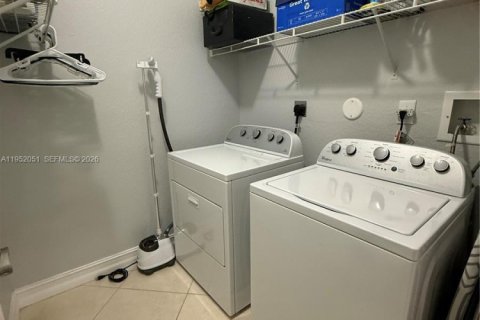 Casa en venta en Sunrise, Florida, 2 dormitorios, 134.89 m2 № 2006459 - foto 20