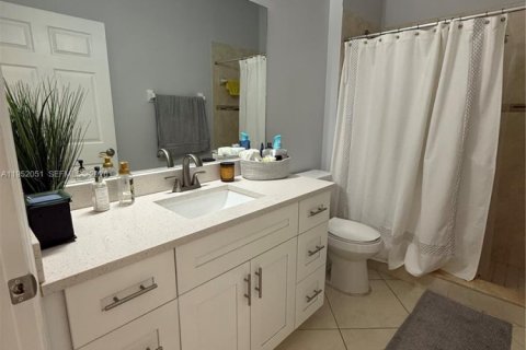 Casa en venta en Sunrise, Florida, 2 dormitorios, 134.89 m2 № 2006459 - foto 17