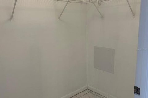 Apartamento en alquiler en Cape Coral, Florida, 2 dormitorios, 89.93 m2 № 2114210 - foto 8