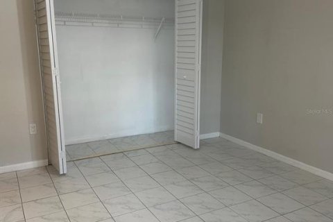 Apartamento en alquiler en Cape Coral, Florida, 2 dormitorios, 89.93 m2 № 2114210 - foto 6