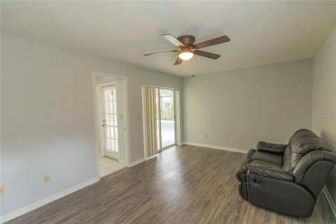 House in Valrico, Florida 4 bedrooms, 245.35 sq.m. № 1914818 - photo 26