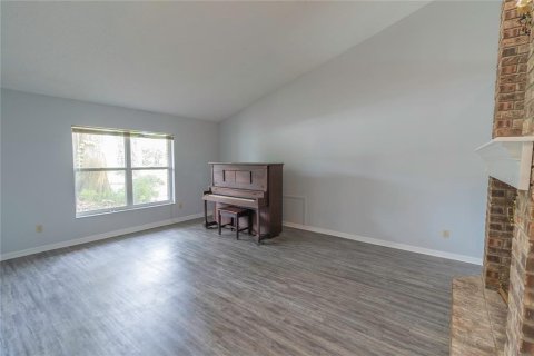 House in Valrico, Florida 4 bedrooms, 245.35 sq.m. № 1914818 - photo 9