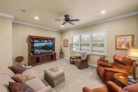 House in Winter Haven, Florida 3 bedrooms, 257.62 sq.m. № 1901832 - photo 21