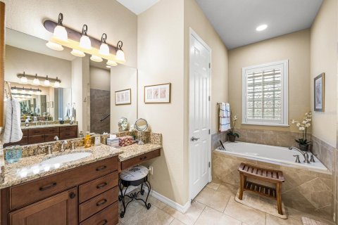 House in Winter Haven, Florida 3 bedrooms, 257.62 sq.m. № 1901832 - photo 30