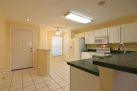 Touwnhouse à louer à Kissimmee, Floride: 3 chambres, 135.27 m2 № 2157032 - photo 3