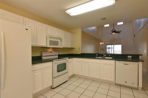Touwnhouse à louer à Kissimmee, Floride: 3 chambres, 135.27 m2 № 2157032 - photo 2