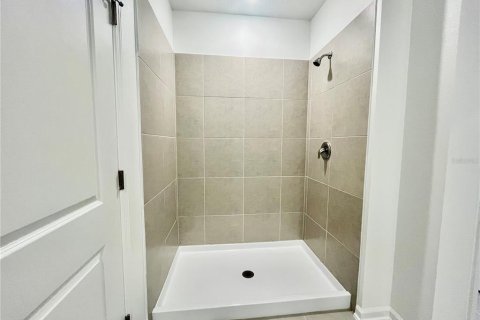 Casa en alquiler en Kissimmee, Florida, 4 dormitorios, 179.86 m2 № 1916859 - foto 13