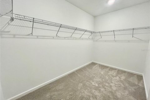Casa en alquiler en Kissimmee, Florida, 4 dormitorios, 179.86 m2 № 1916859 - foto 15