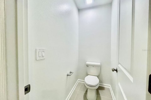Casa en alquiler en Kissimmee, Florida, 4 dormitorios, 179.86 m2 № 1916859 - foto 14