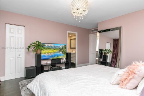 Condo in Aventura, Florida, 3 bedrooms  № 1897501 - photo 22