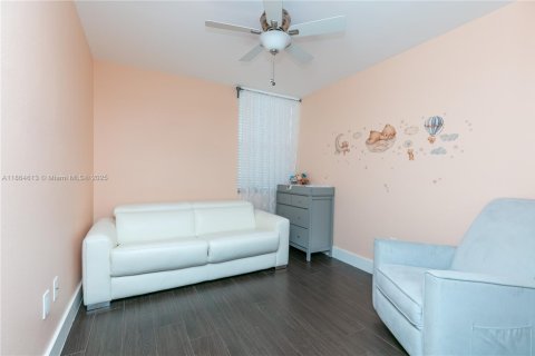 Condo in Aventura, Florida, 3 bedrooms  № 1897501 - photo 16