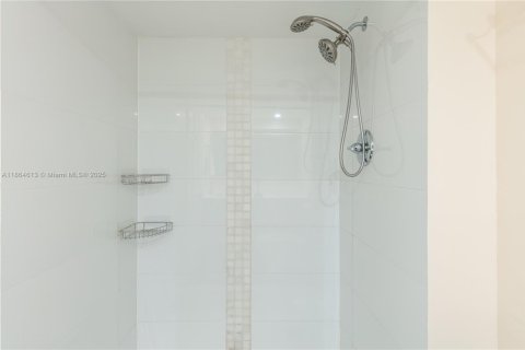 Condo in Aventura, Florida, 3 bedrooms  № 1897501 - photo 19